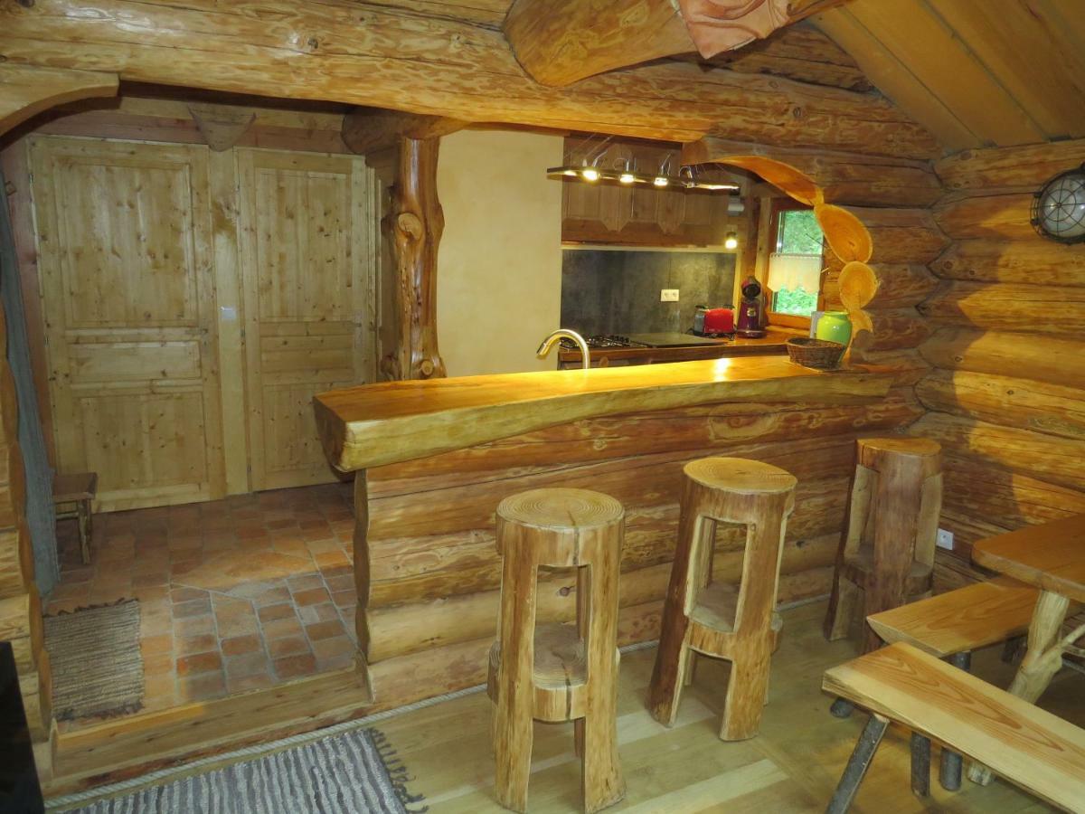 La Cabane De Hans Saint-Martial-de-Gimel Екстер'єр фото